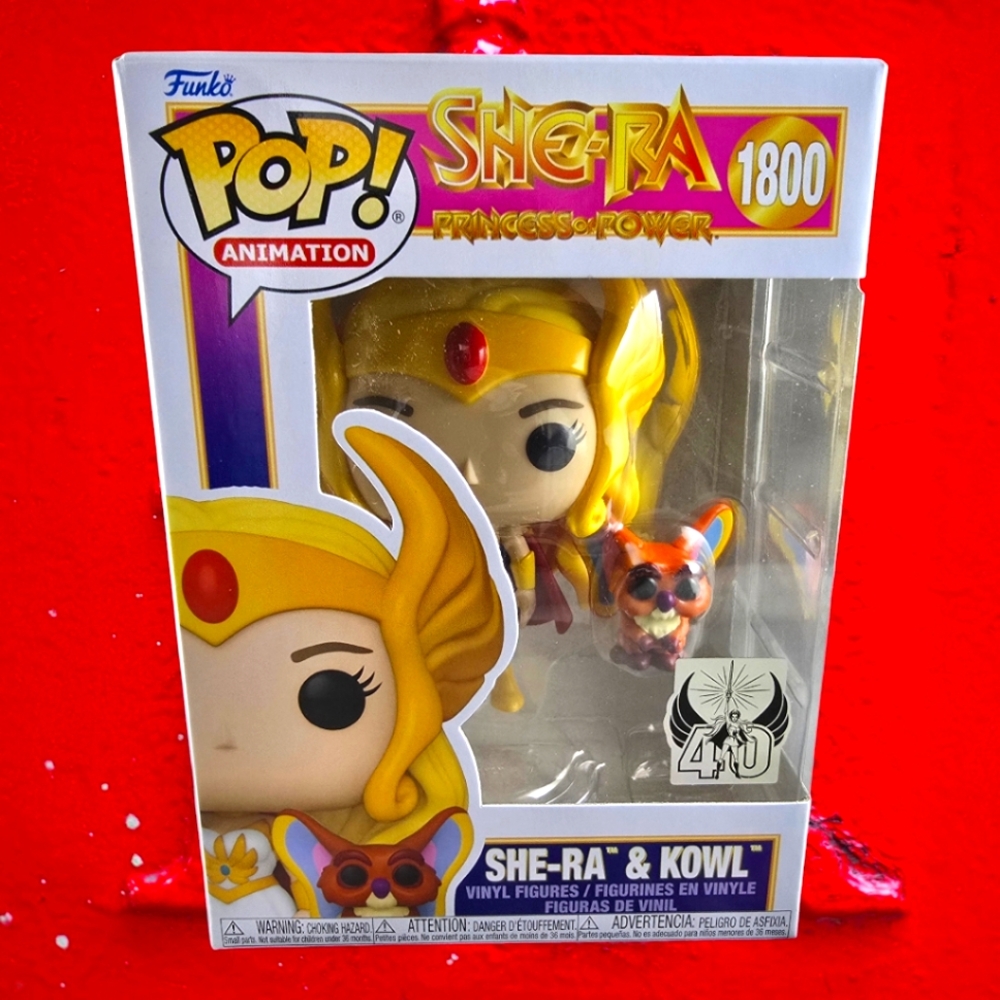 She-ra & kowl funko # 1800 (nib) With pop protector